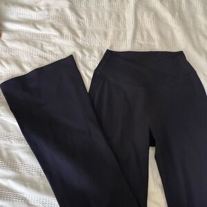 HALARA CROSSBODY FLARE LEGGINGS